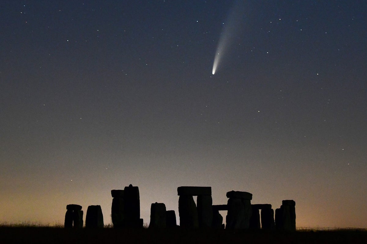 Ursid meteor shower peaks tonight in final shooting star display of the year